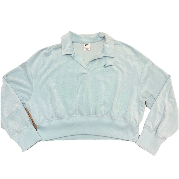 Nike Sweaters - Nike Cropped Sweatshirt Womens Medium Light Blue Swoosh Pullover Long Sleeve